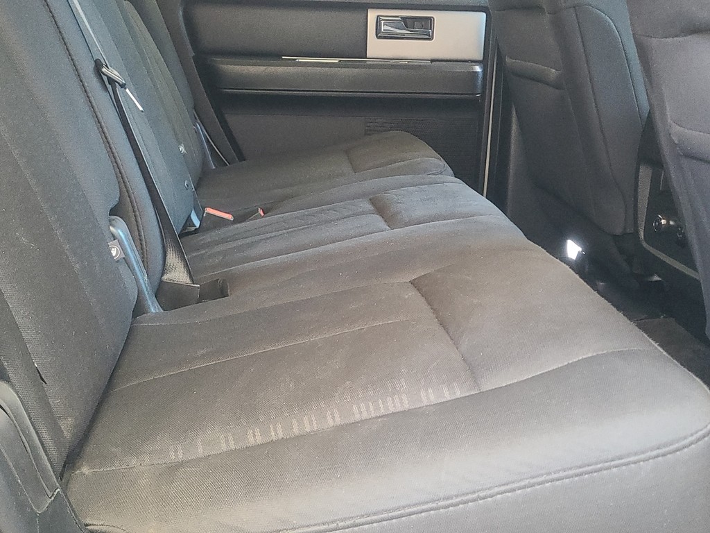 Ford Expedition Vehicle Image 11