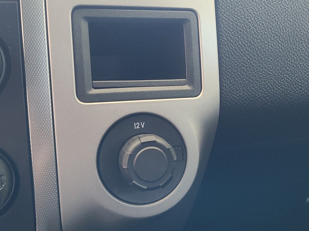 Ford Expedition Vehicle Image 14