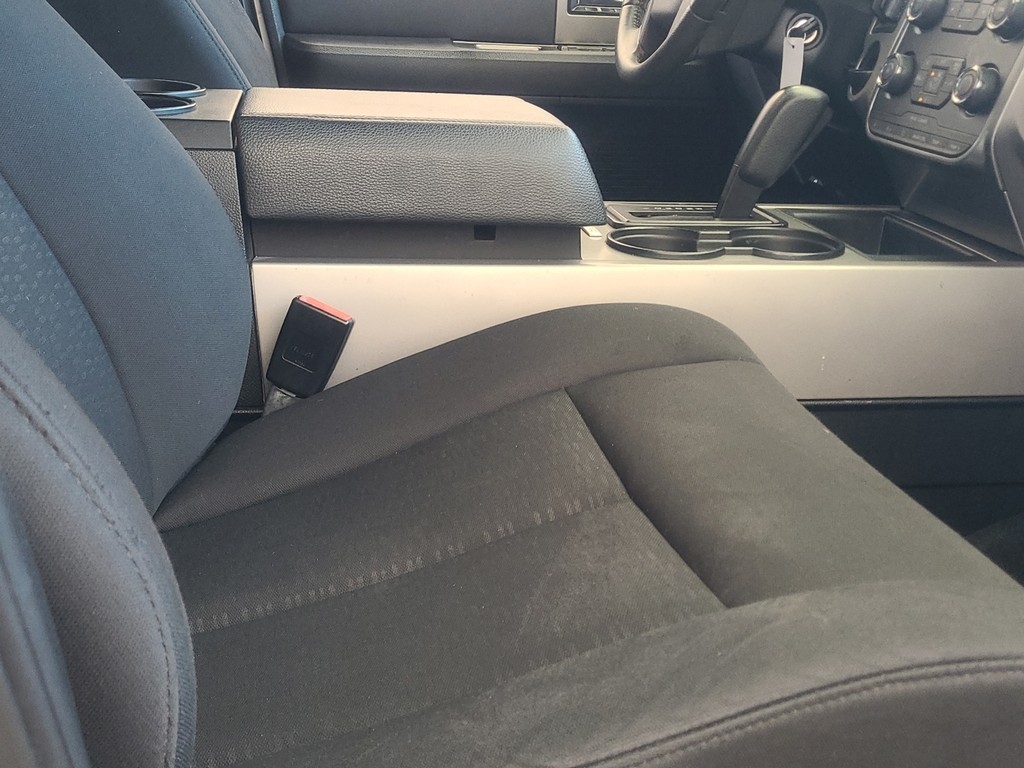 Ford Expedition Vehicle Image 20