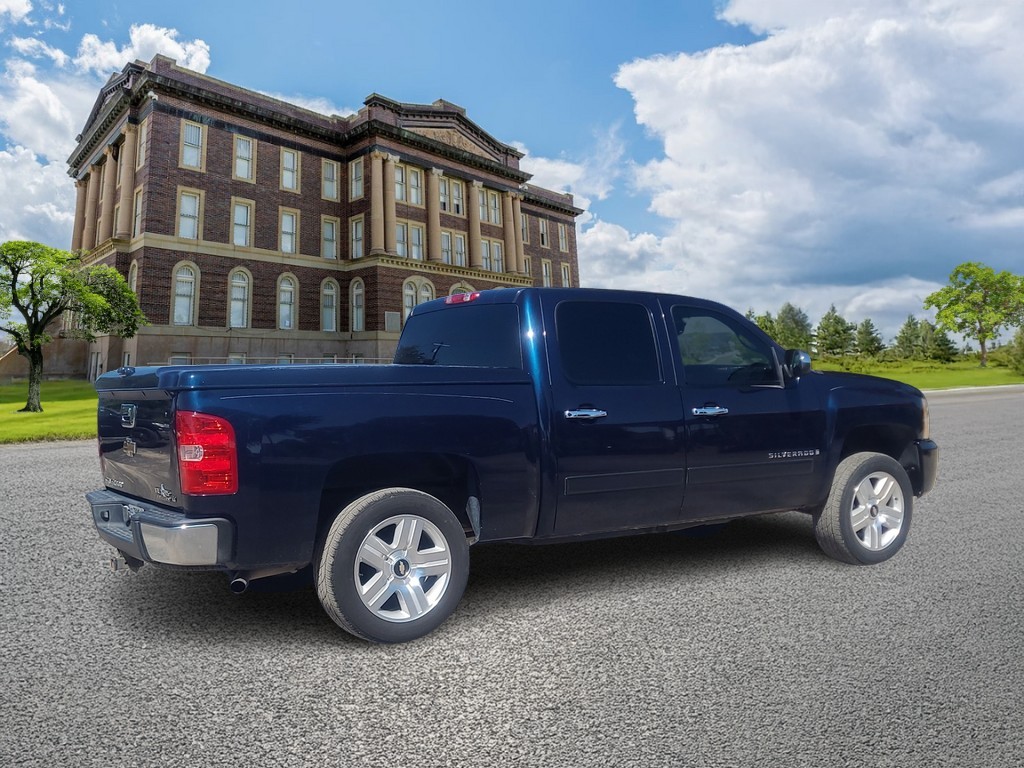 Chevrolet Silverado 1500 Vehicle Image 3