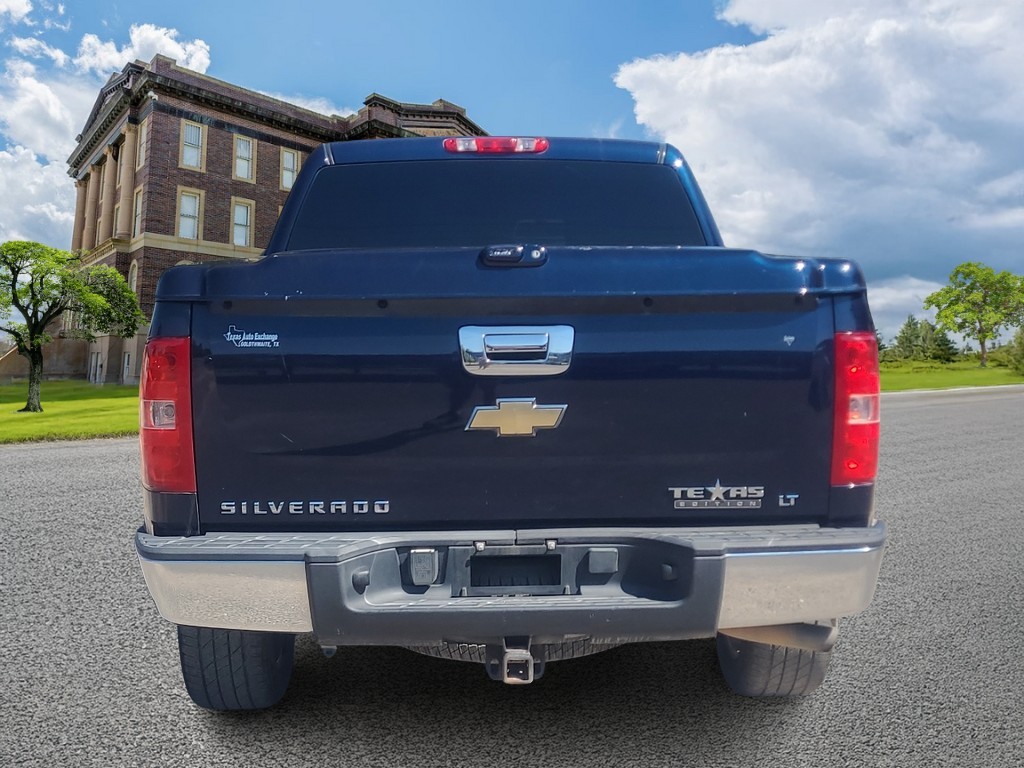 Chevrolet Silverado 1500 Vehicle Image 4