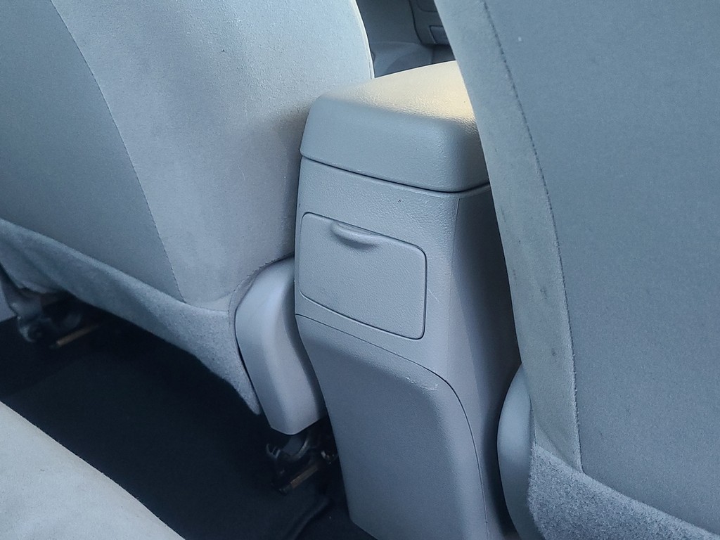 Toyota Corolla Vehicle Image 12