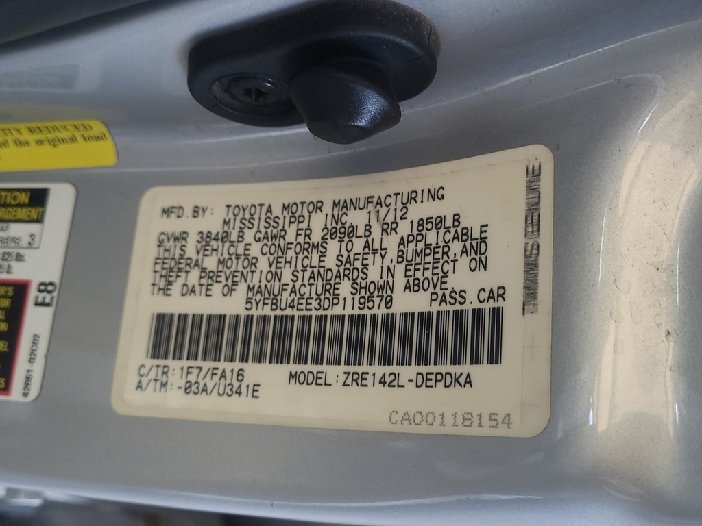 Toyota Corolla Vehicle Image 25