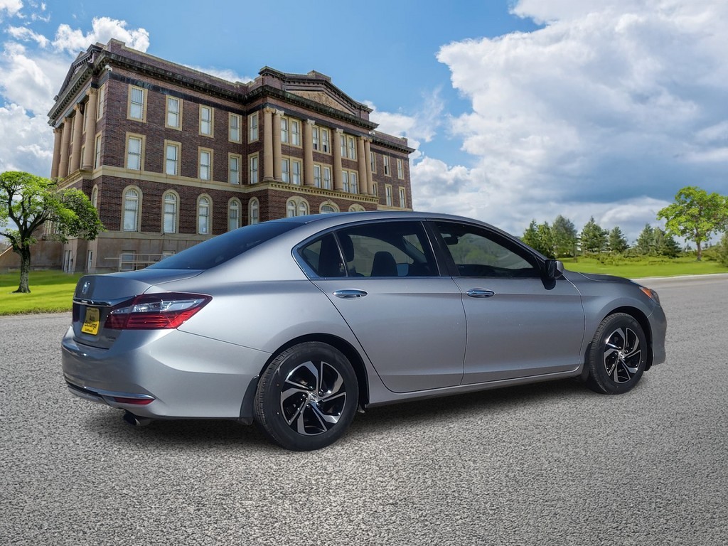 Honda Accord Sedan Vehicle Image 3