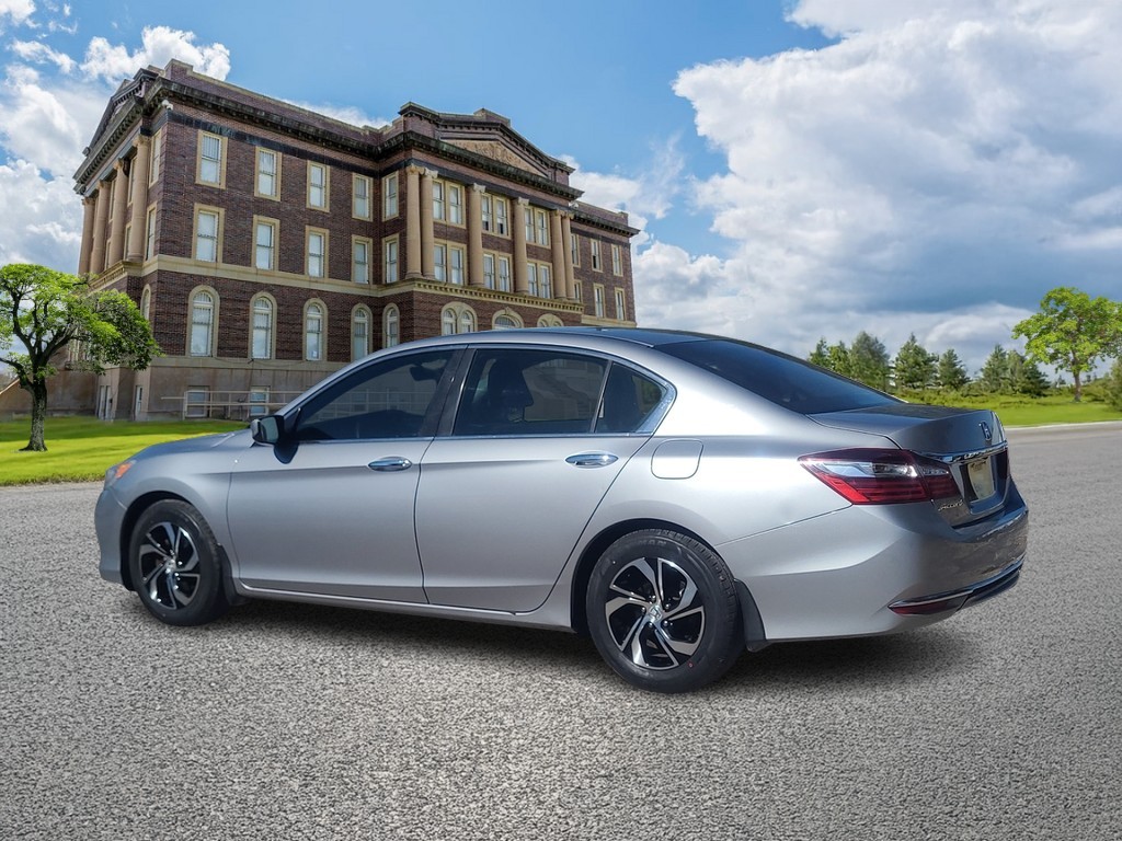 Honda Accord Sedan Vehicle Image 5