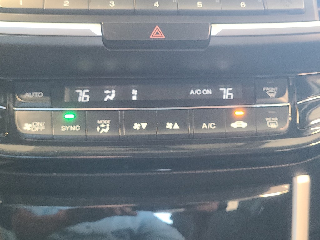 Honda Accord Sedan Vehicle Image 27