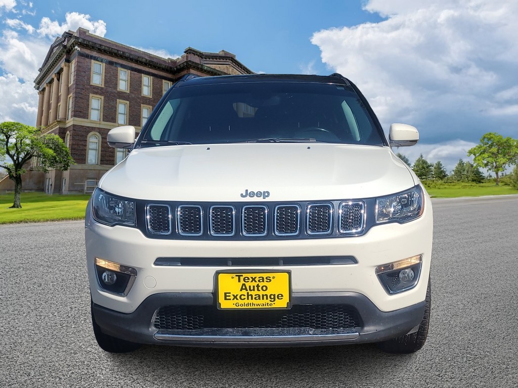 Jeep Compass Vehicle Image 8