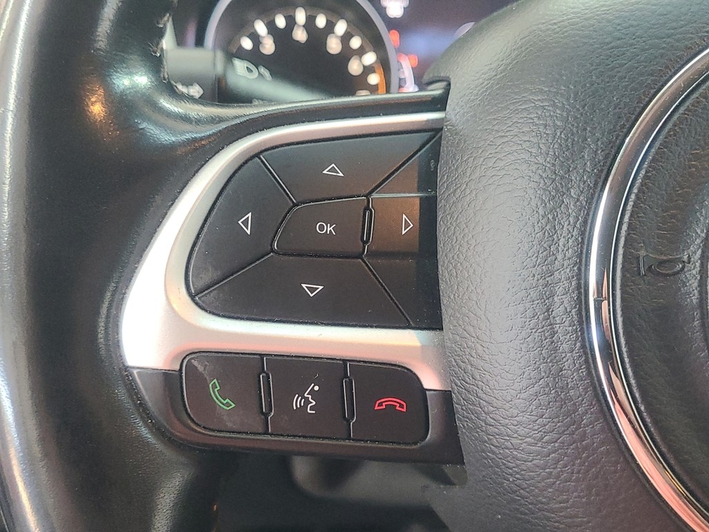 Jeep Compass Vehicle Image 25