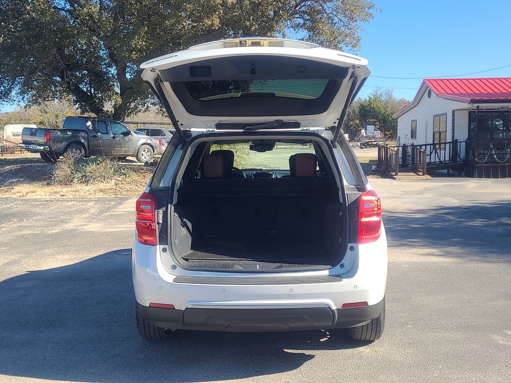 Chevrolet Equinox Vehicle Full-screen Gallery Image 36