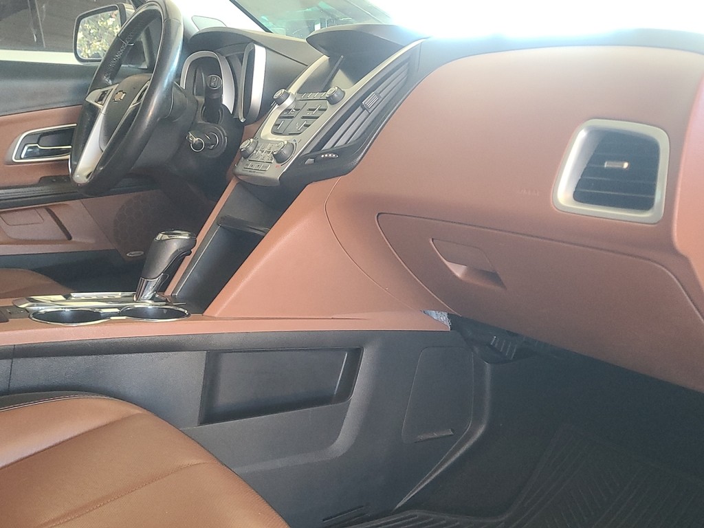 Chevrolet Equinox Vehicle Full-screen Gallery Image 46