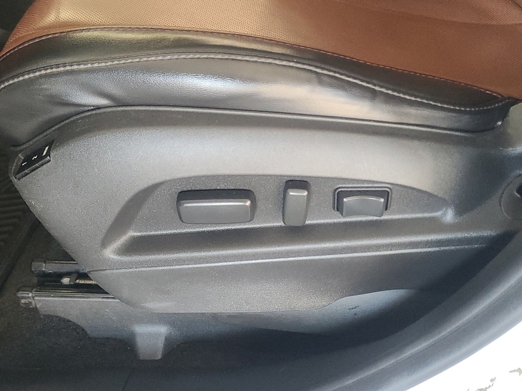 Chevrolet Equinox Vehicle Full-screen Gallery Image 53