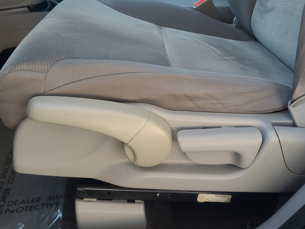 Honda CR-V Vehicle Full-screen Gallery Image 22