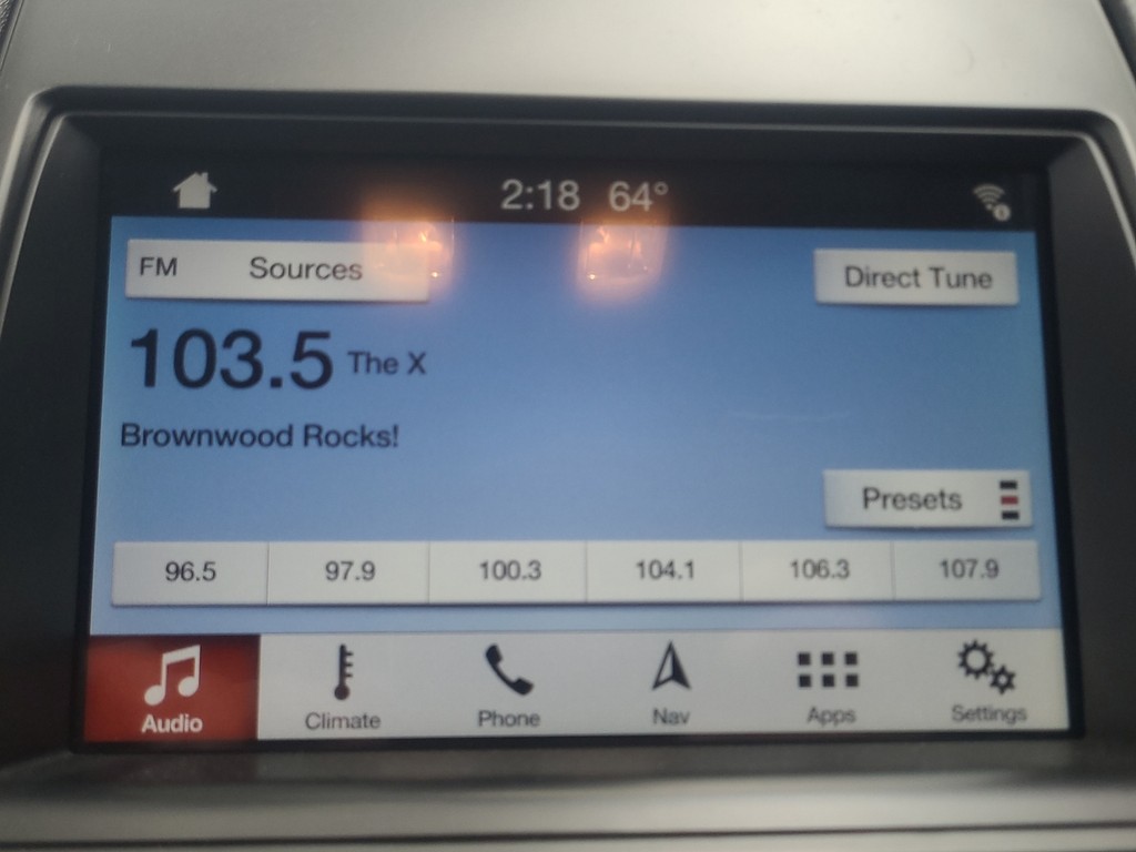 Ford Taurus Vehicle Image 17