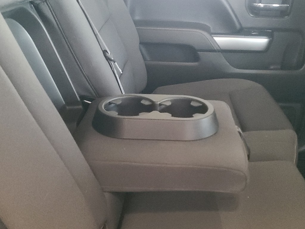 Chevrolet Silverado 1500 Vehicle Full-screen Gallery Image 12