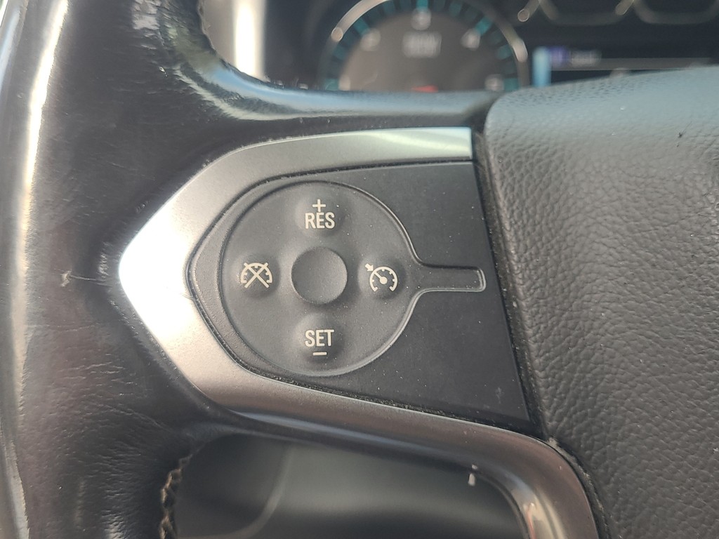 Chevrolet Silverado 1500 Vehicle Full-screen Gallery Image 28