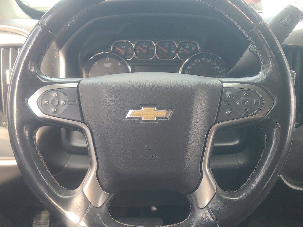 Chevrolet Silverado 1500 Vehicle Full-screen Gallery Image 36