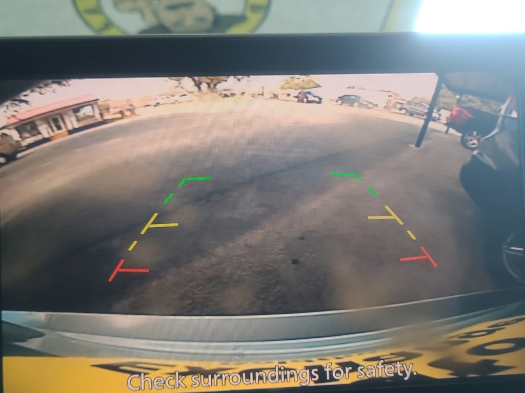 Nissan Altima Vehicle Full-screen Gallery Image 36