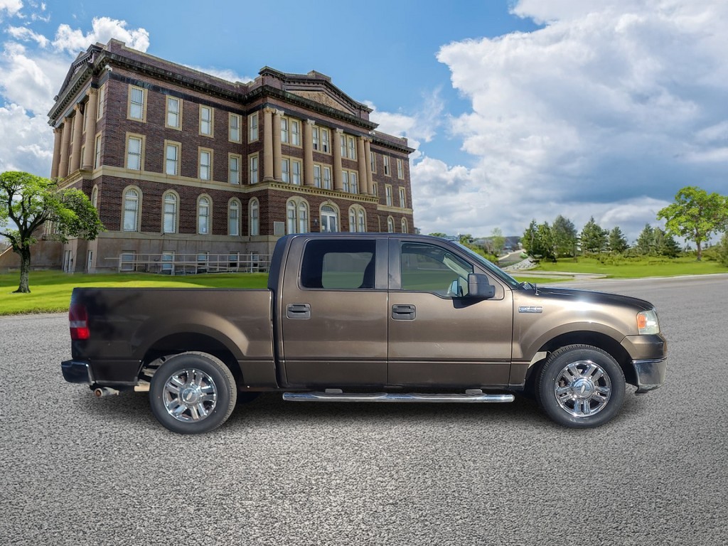Ford F-150 Vehicle Full-screen Gallery Image 02