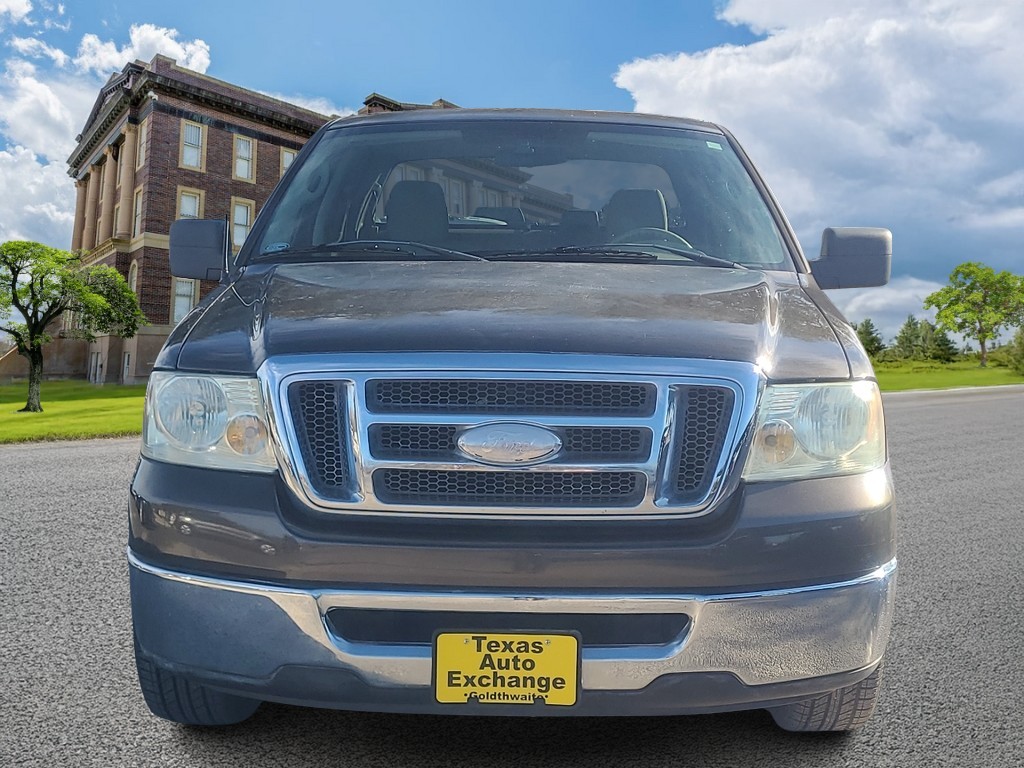 Ford F-150 Vehicle Full-screen Gallery Image 09