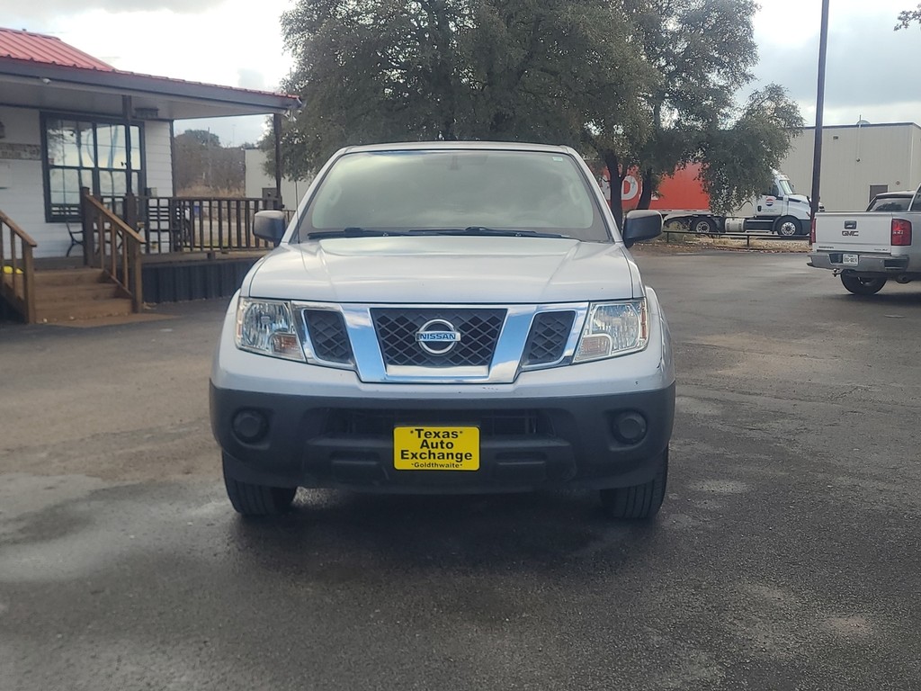 Nissan Frontier Vehicle Full-screen Gallery Image 43