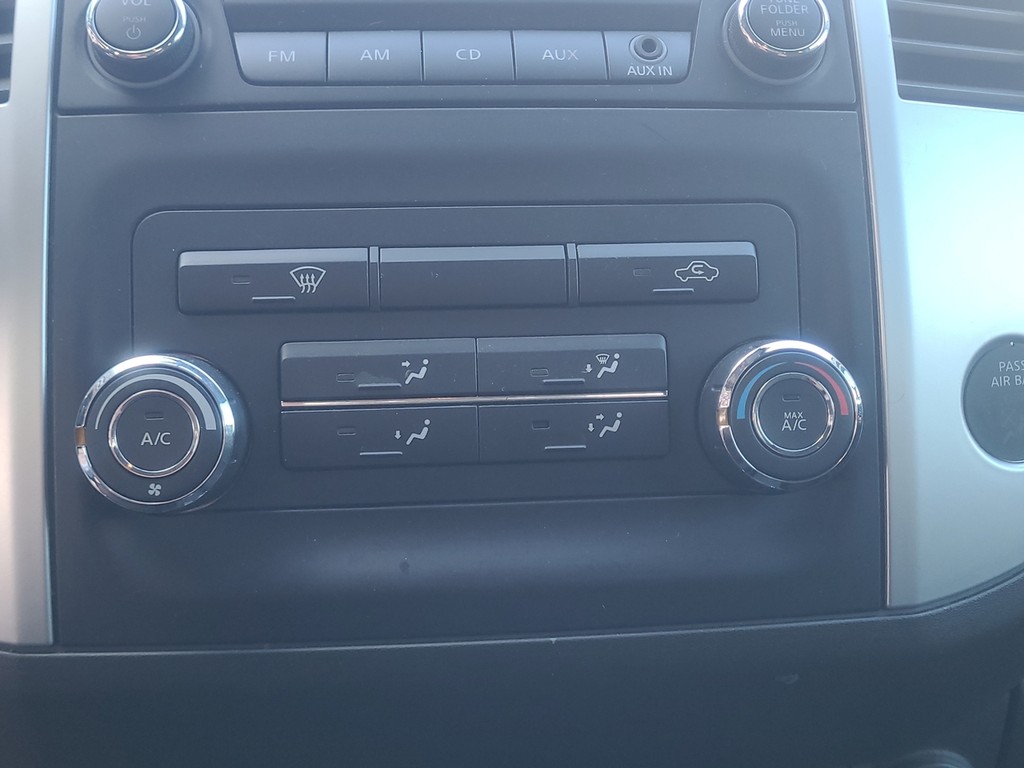 Nissan Frontier Vehicle Full-screen Gallery Image 59