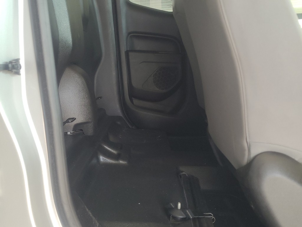 Chevrolet Colorado Vehicle Image 11