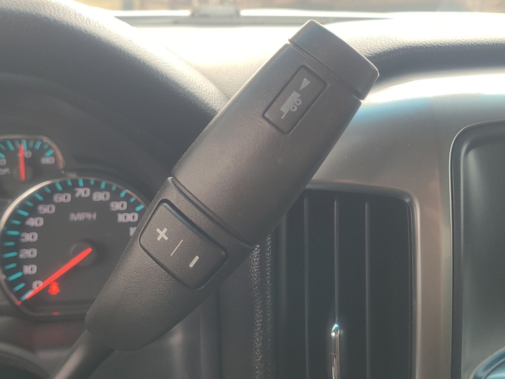 Chevrolet Silverado 1500 Vehicle Full-screen Gallery Image 17