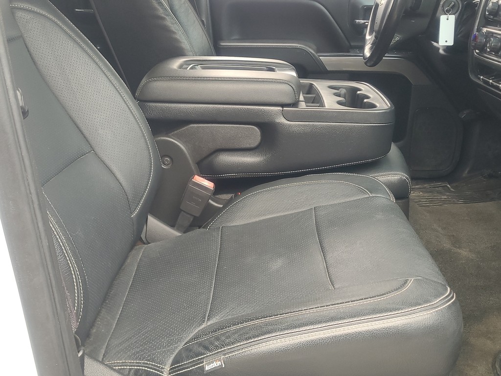 Chevrolet Silverado 1500 Vehicle Full-screen Gallery Image 22