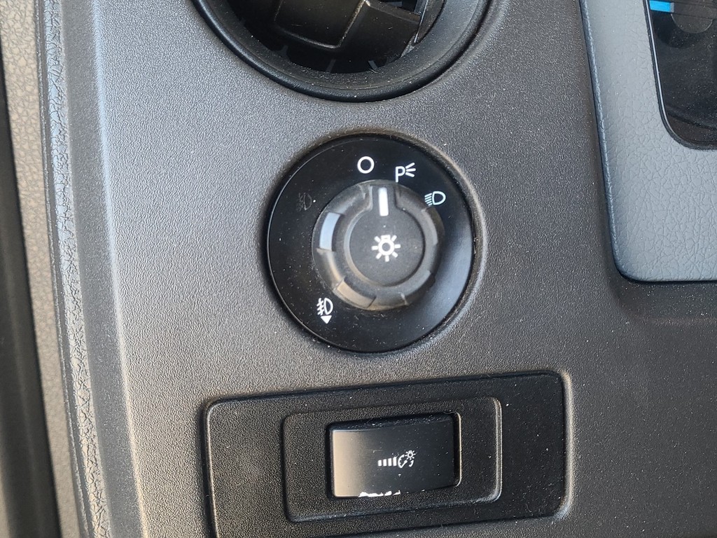 Ford F-150 Vehicle Image 32