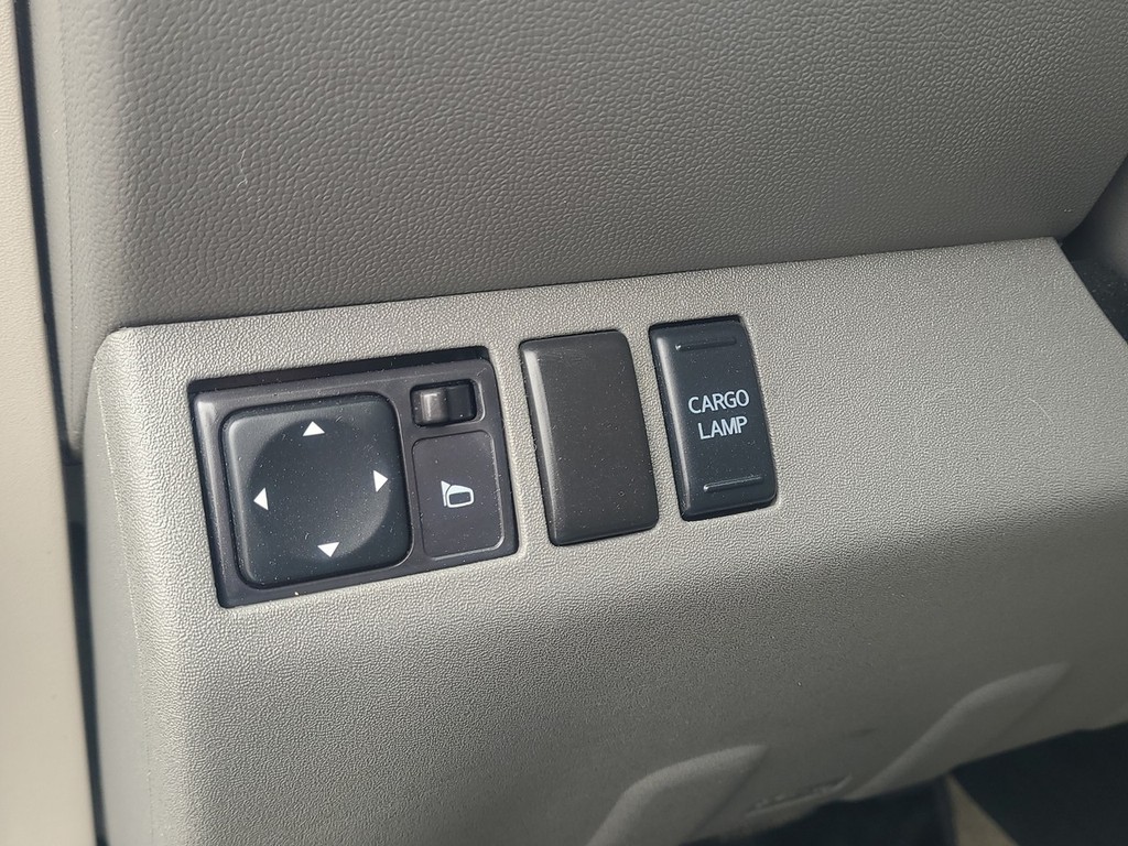 Nissan Frontier Vehicle Image 21