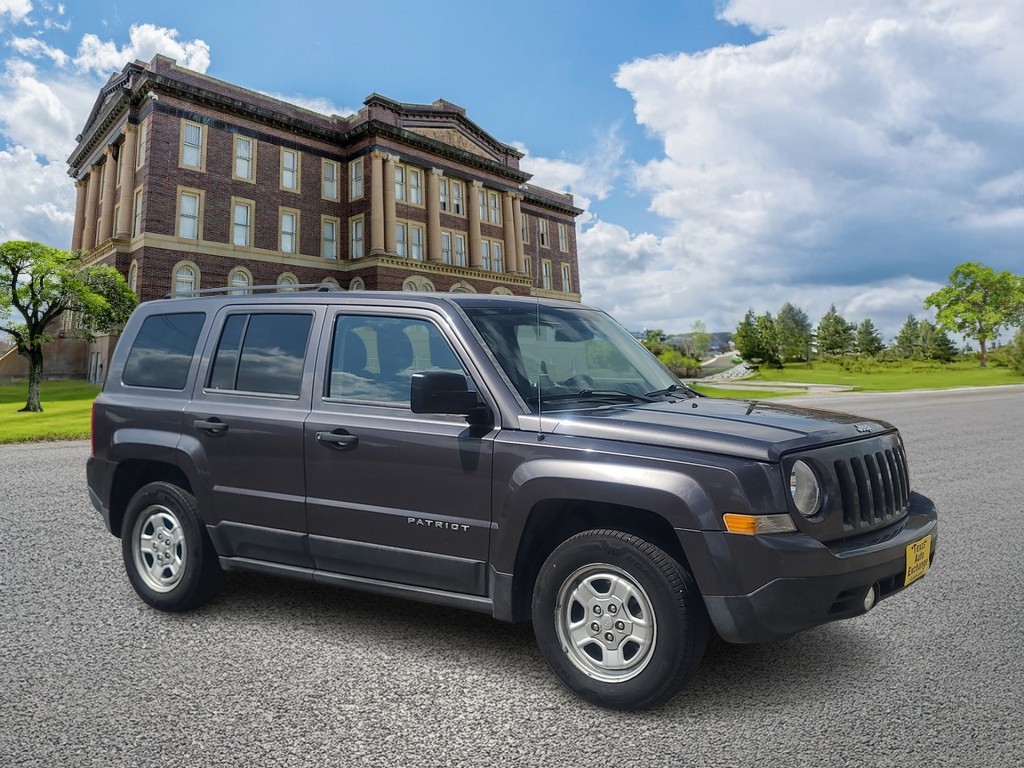Jeep Patriot Vehicle Full-screen Gallery Image 01
