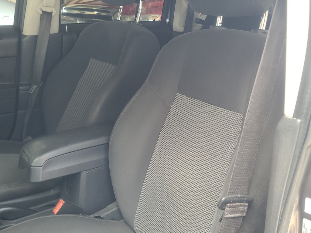 Jeep Patriot Vehicle Full-screen Gallery Image 20