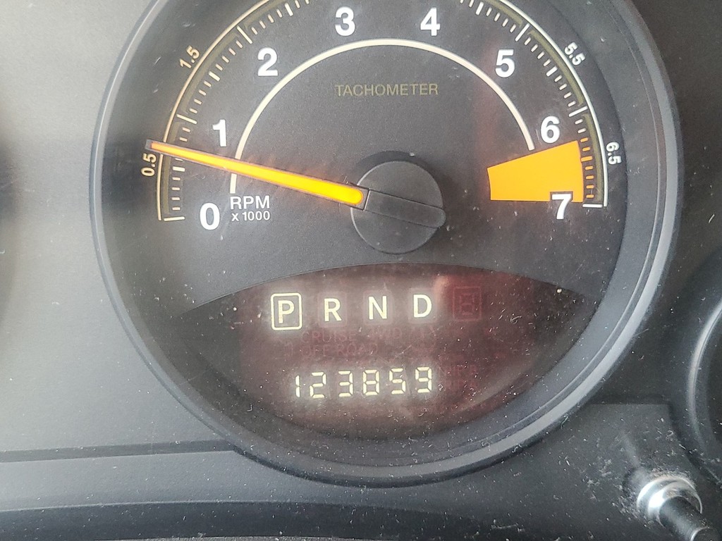 Jeep Patriot Vehicle Full-screen Gallery Image 30