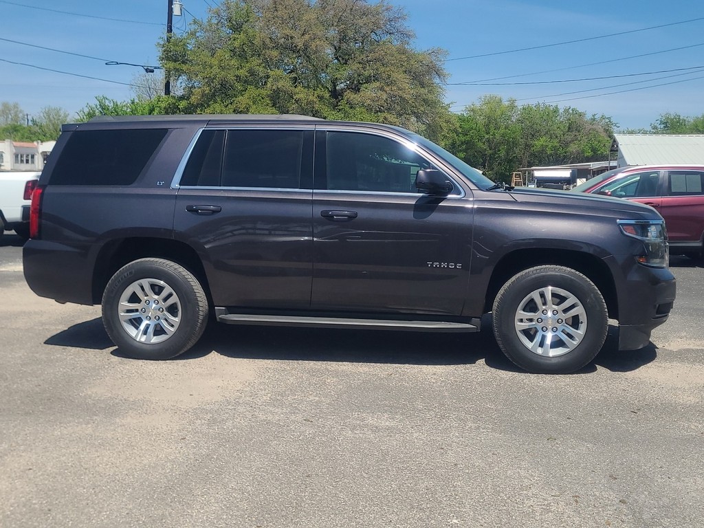 Chevrolet Tahoe Vehicle Image 2