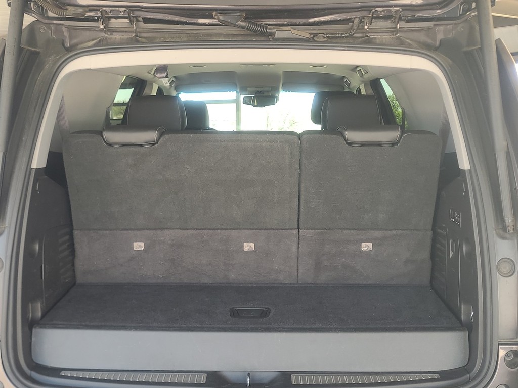Chevrolet Tahoe Vehicle Image 5