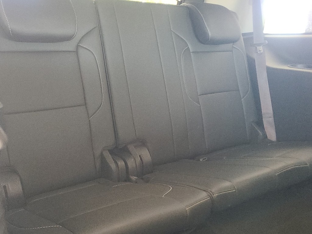 Chevrolet Tahoe Vehicle Image 21