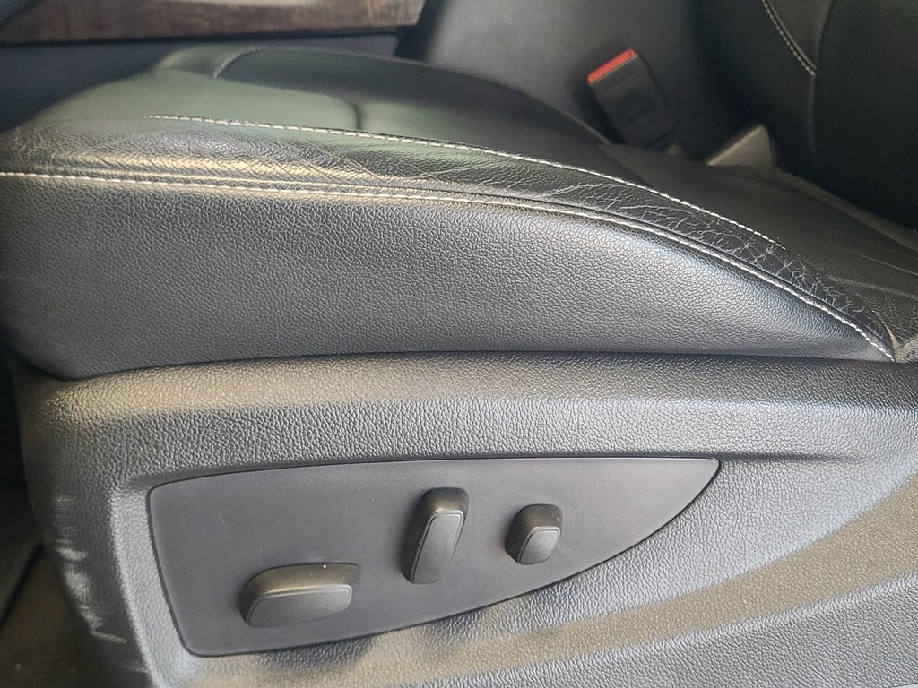 Chevrolet Tahoe Vehicle Image 24