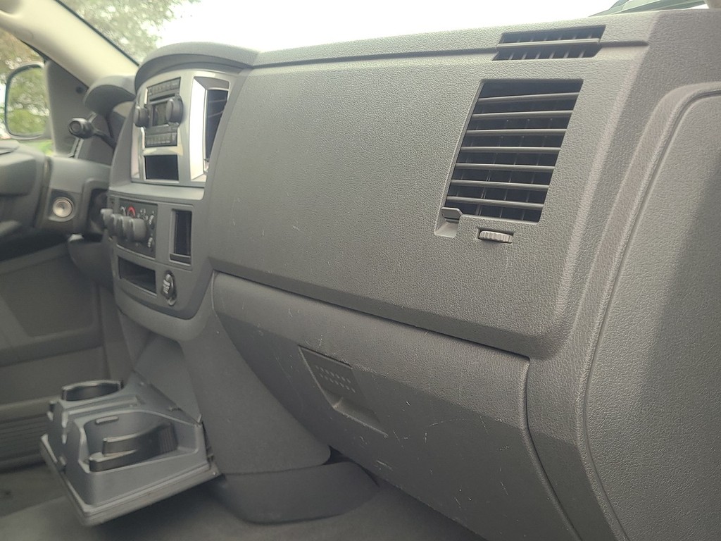 Dodge Ram 1500 Vehicle Image 14