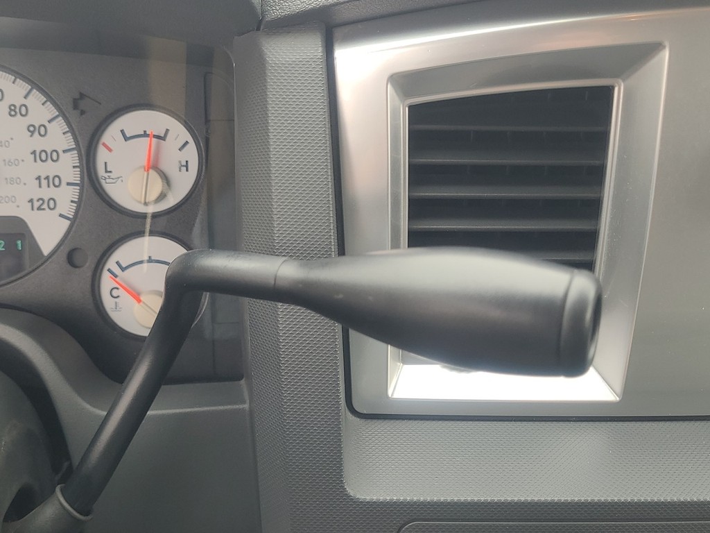 Dodge Ram 1500 Vehicle Image 17