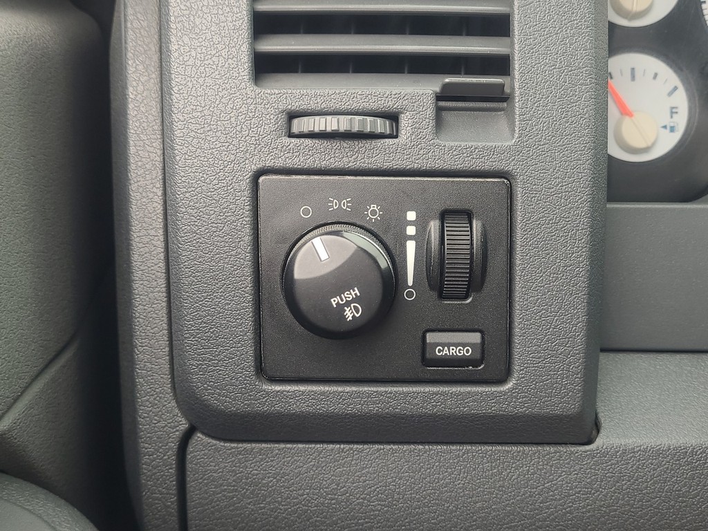 Dodge Ram 1500 Vehicle Image 21