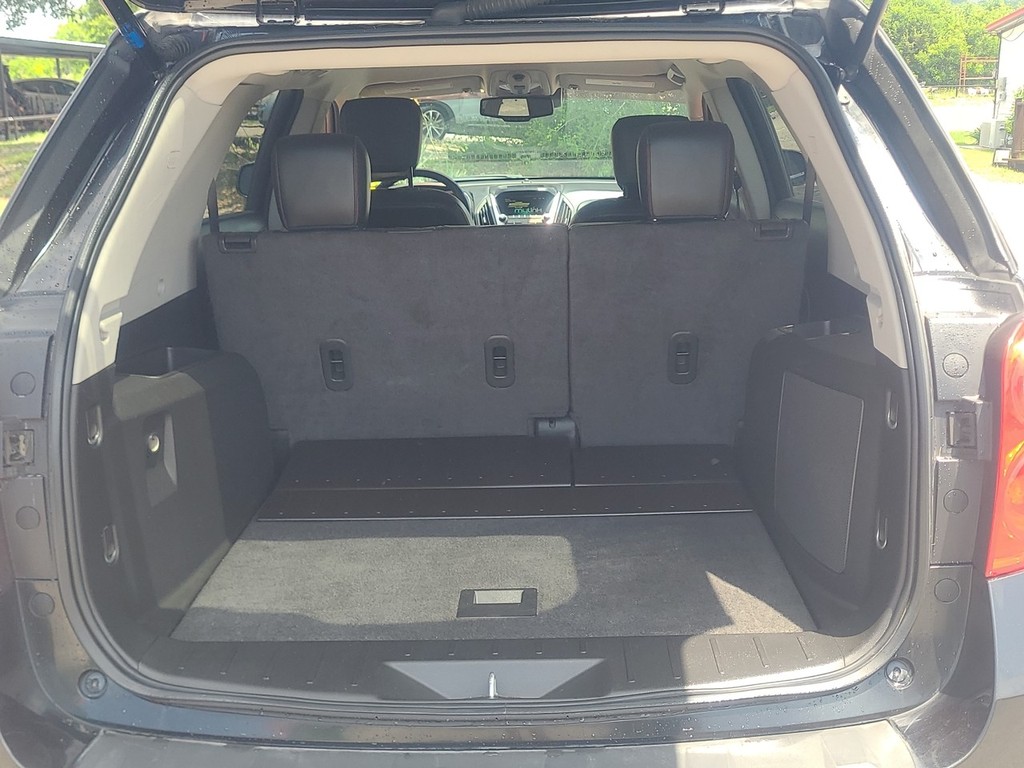 Chevrolet Equinox Vehicle Image 8