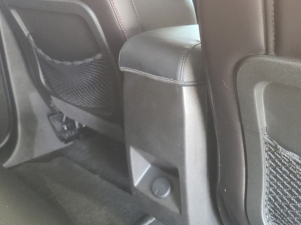 Chevrolet Equinox Vehicle Image 11