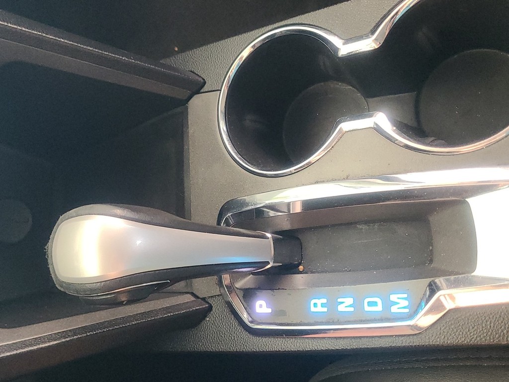 Chevrolet Equinox Vehicle Image 15