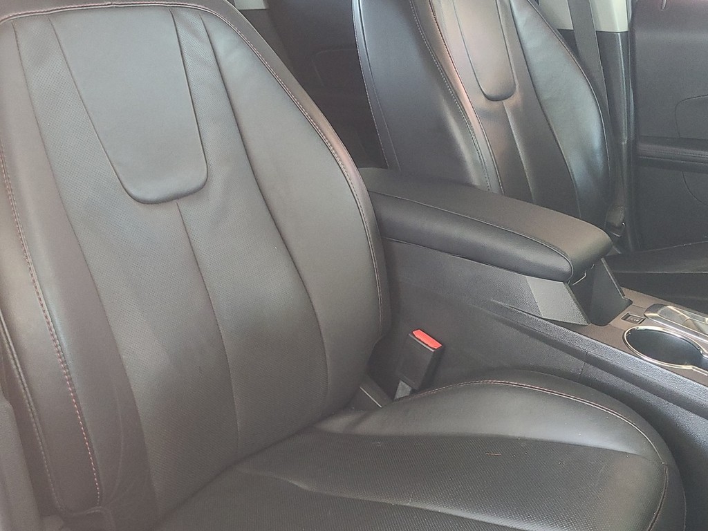 Chevrolet Equinox Vehicle Image 17