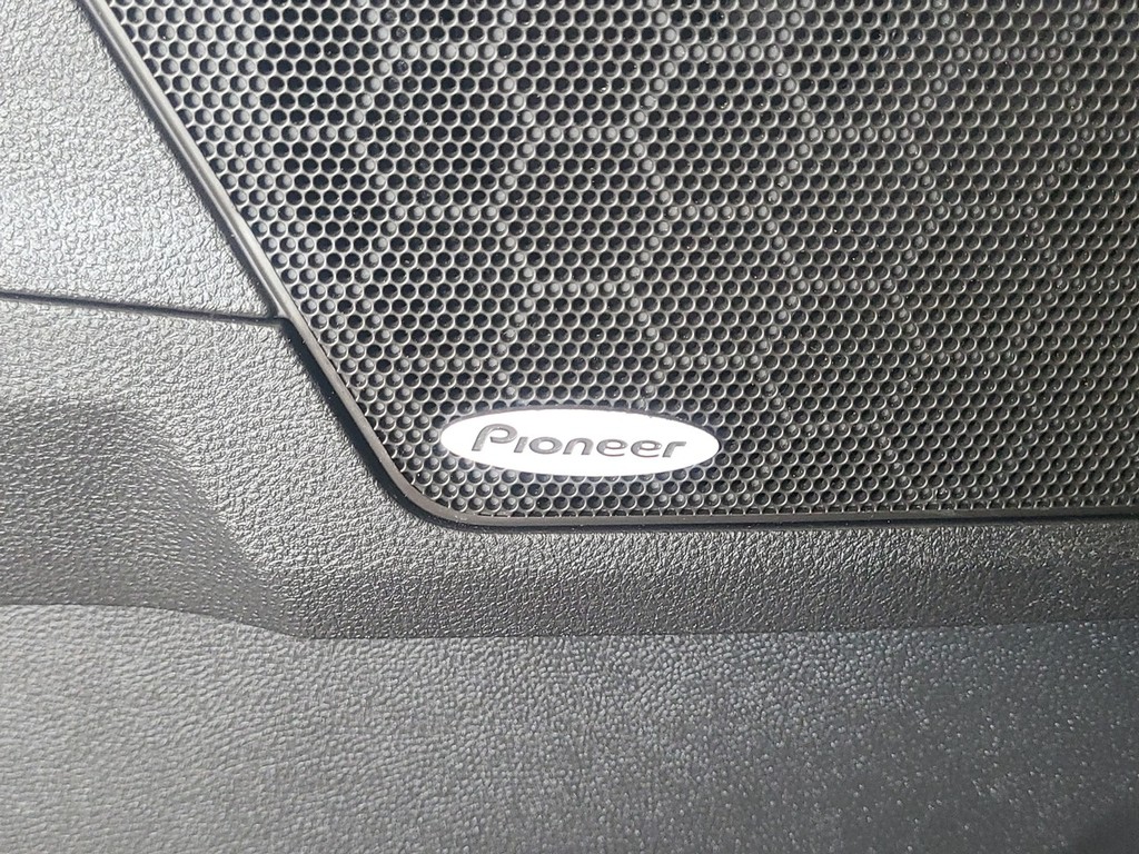 Chevrolet Equinox Vehicle Image 19