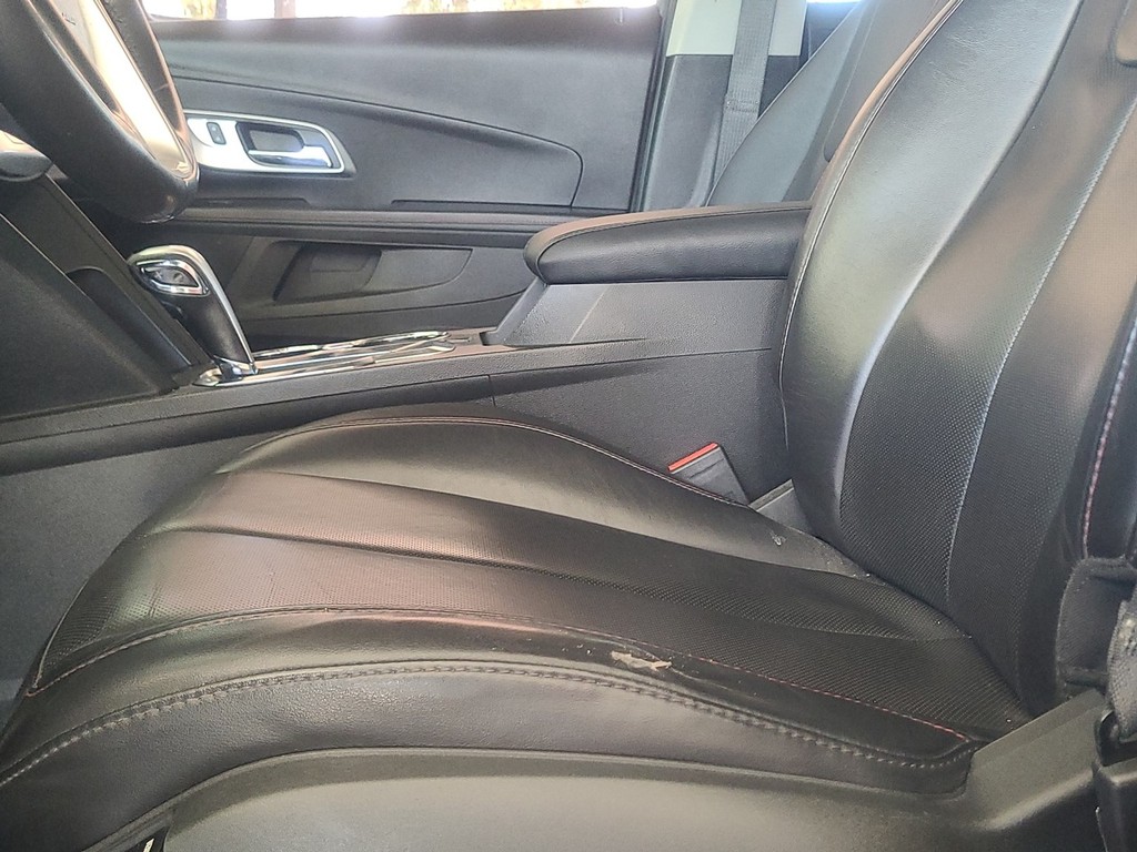 Chevrolet Equinox Vehicle Image 21