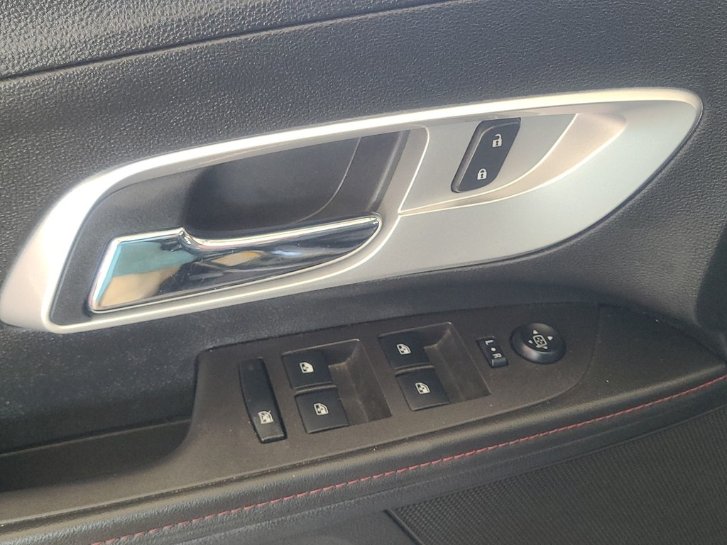 Chevrolet Equinox Vehicle Image 23