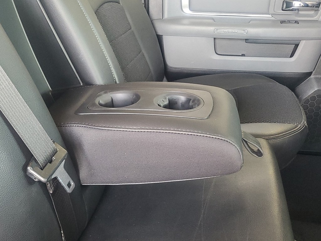 Ram 1500 Vehicle Full-screen Gallery Image 11