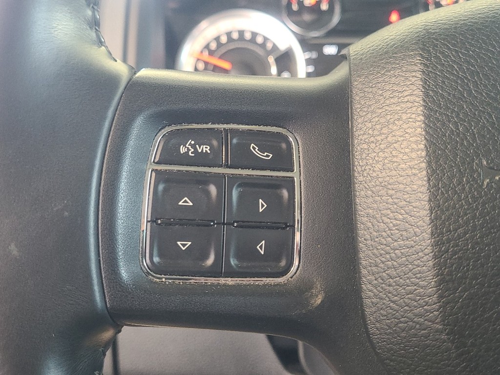 Ram 1500 Vehicle Full-screen Gallery Image 28