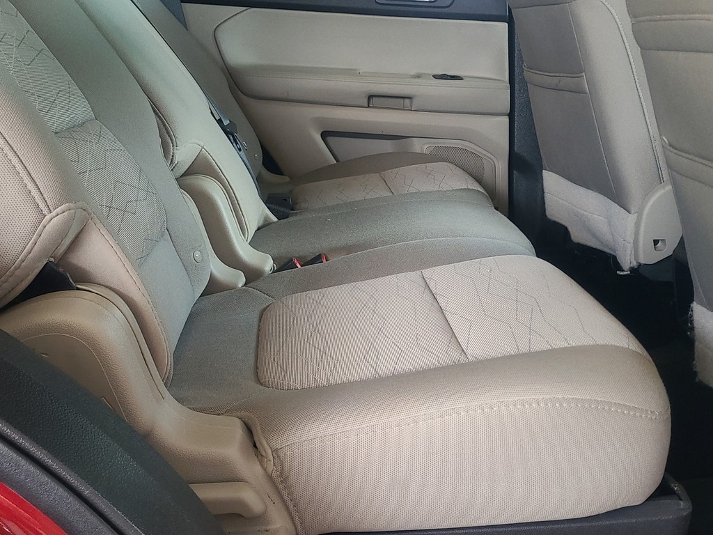 Ford Explorer Vehicle Image 10
